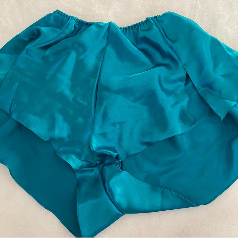 Vintage Erika Taylor turquoise teal blue satin pajama cami and shorts set sz M - Picture 5 of 8